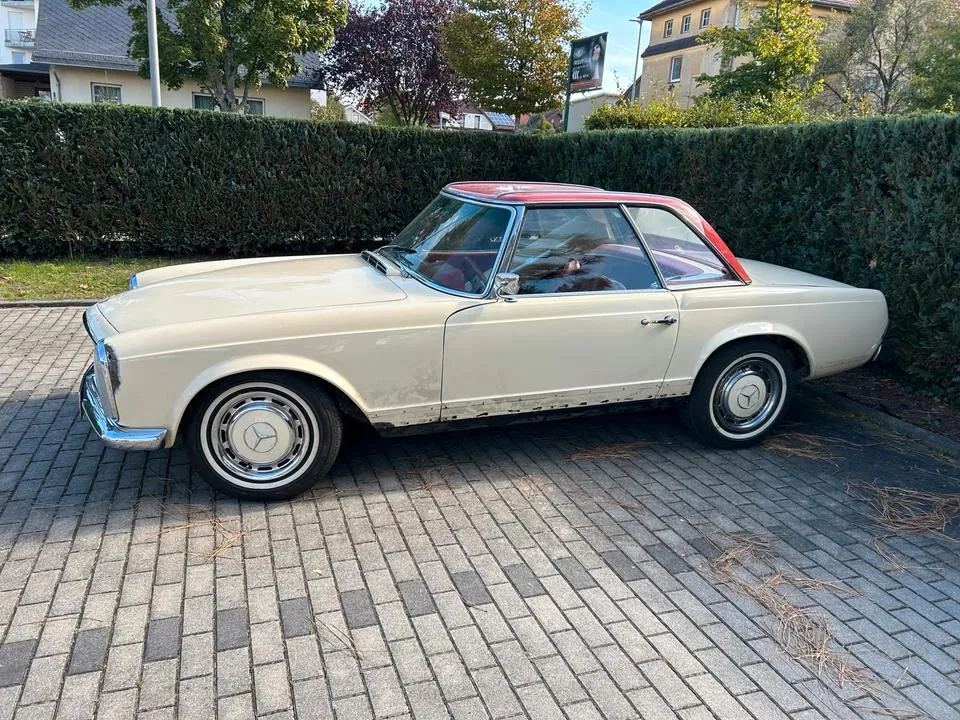Mercedes-Benz 230 Sl