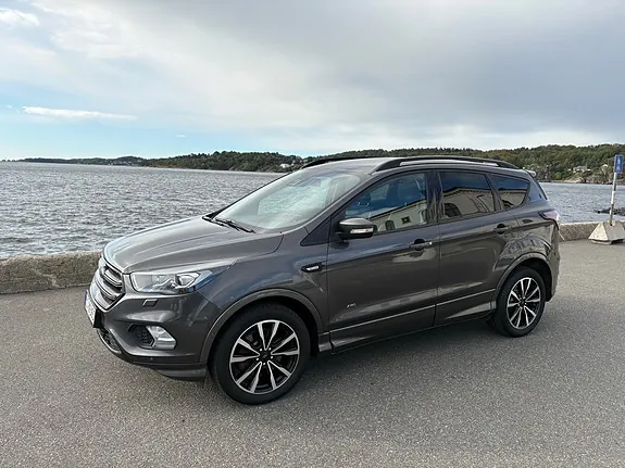 Ford Kuga 2017 photo 2