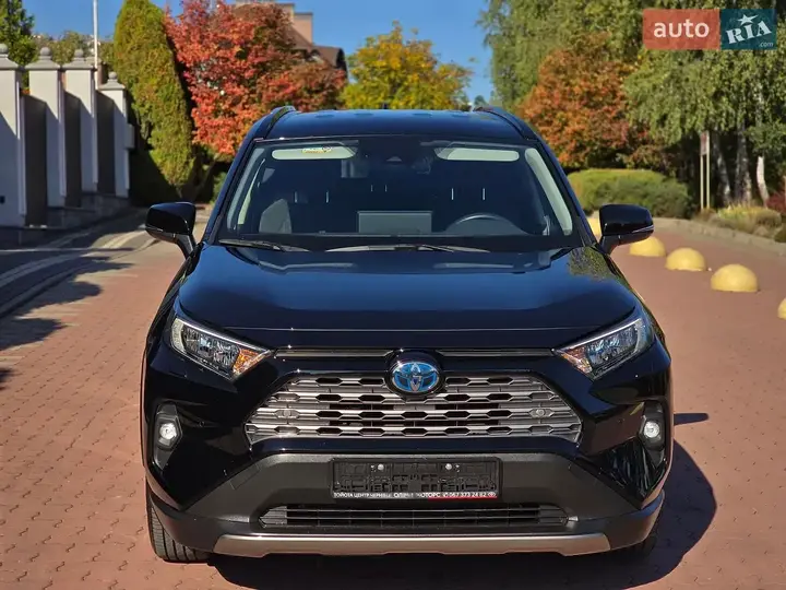 Toyota Rav4 2024 photo 2