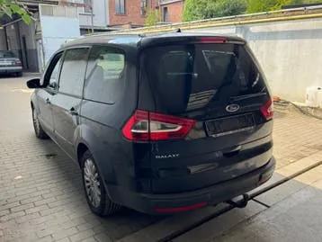 Ford Galaxy 2012 photo 3