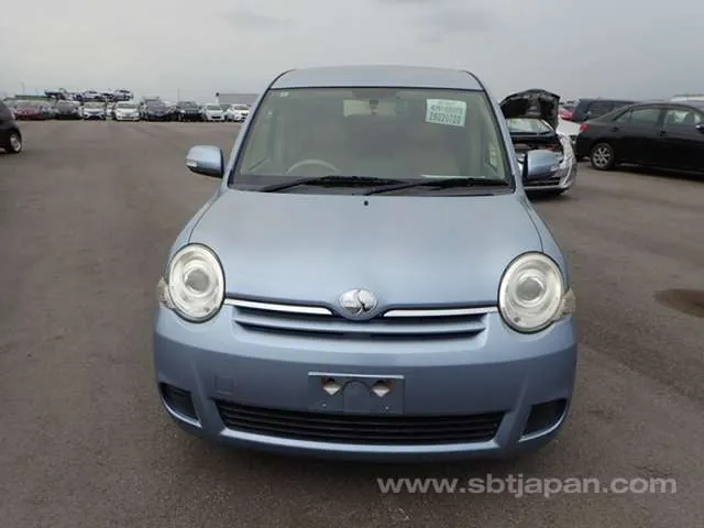 Toyota Sienta G 2013 photo 5