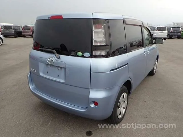 Toyota Sienta G 2013 photo 4