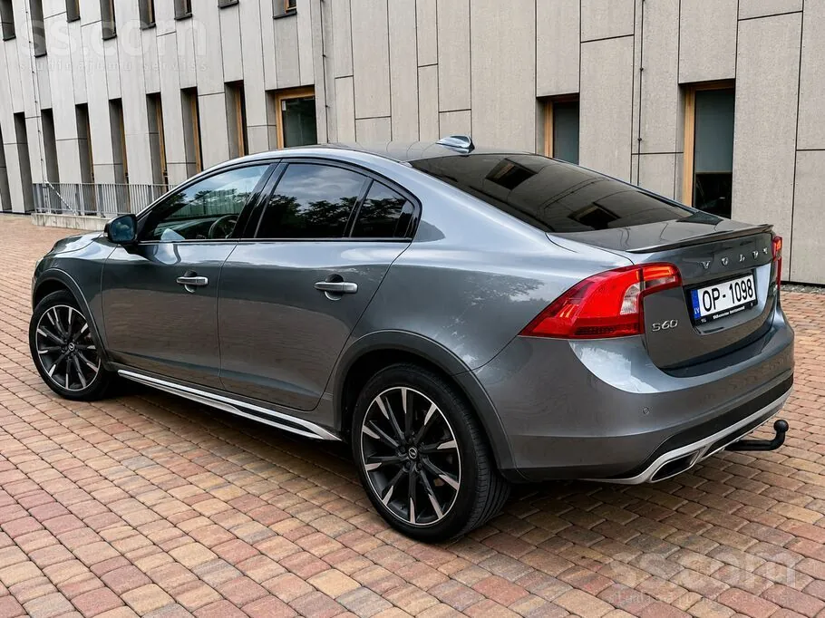 Volvo S60 2016 photo 4