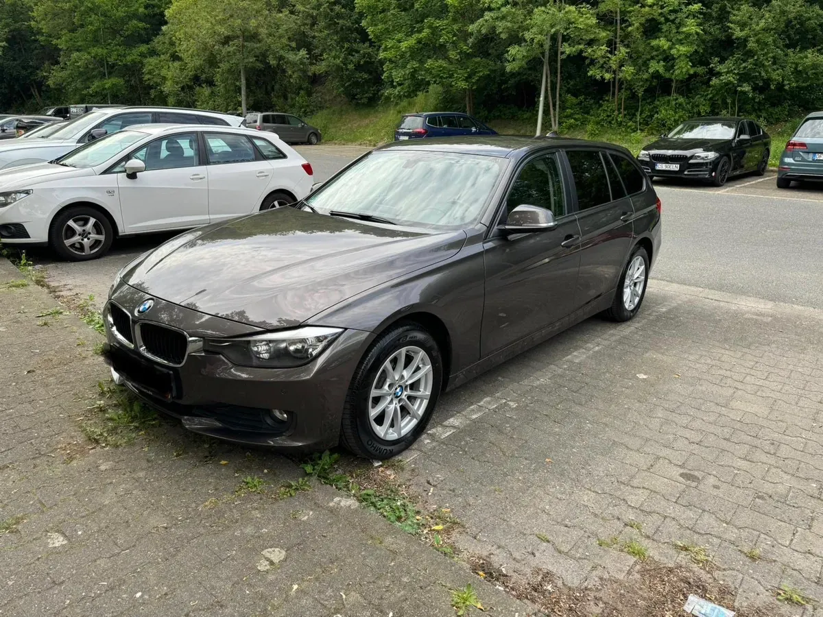 BMW 3 Series 2015 photo 3