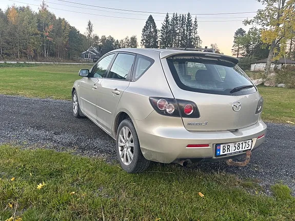 Mazda 3 2007 photo 4