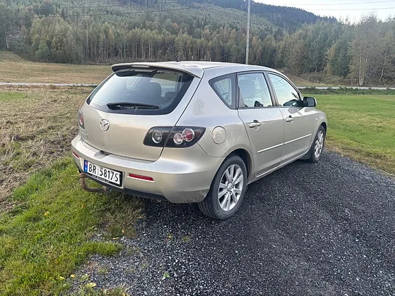 Mazda 3 2007 photo 3