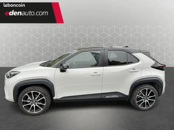 Toyota Yaris Cross 2023 photo 2