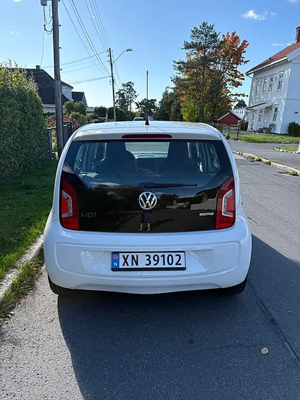 Volkswagen Up 2013 photo 3