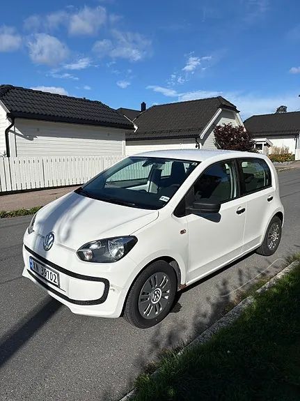 Volkswagen Up 2013 photo 2