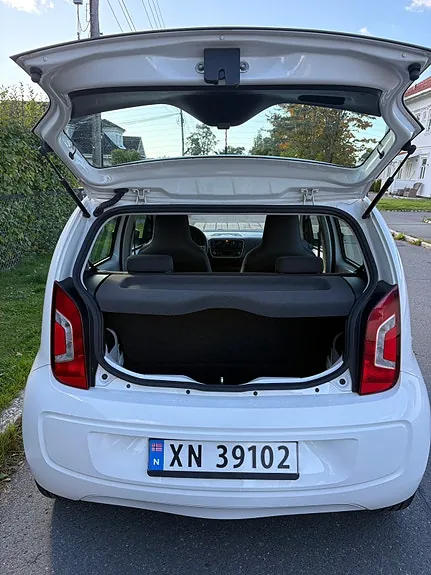 Volkswagen Up 2013 photo 5