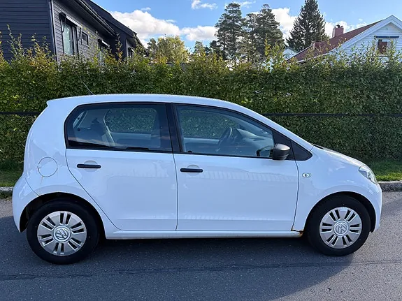 Volkswagen Up 2013 photo 4