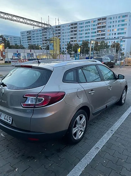 Renault Megane Iii 2011 photo 4