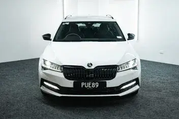 Skoda Superb 2023 photo 3