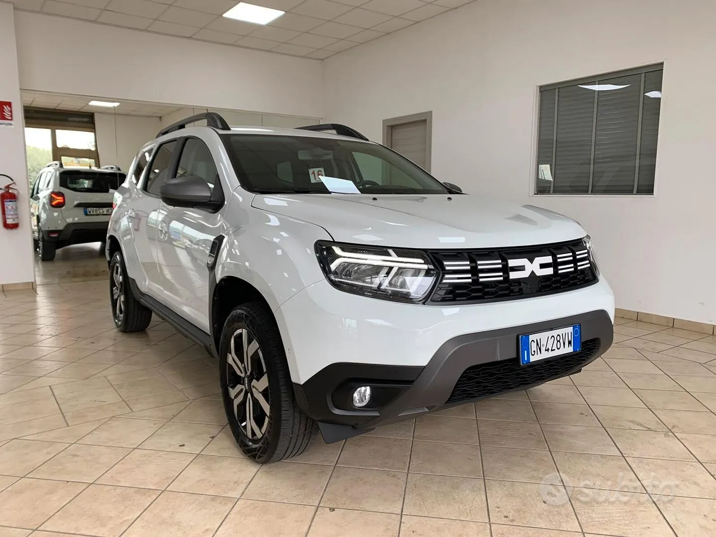 Dacia Duster 2023 photo 3