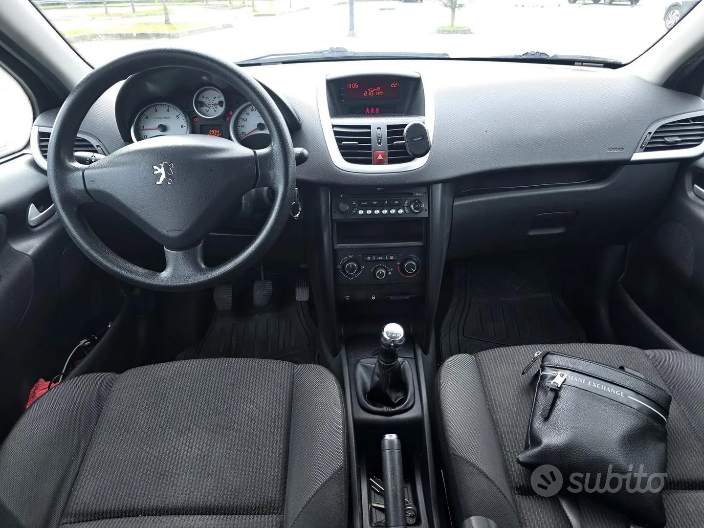 Peugeot 207 2010 photo 5