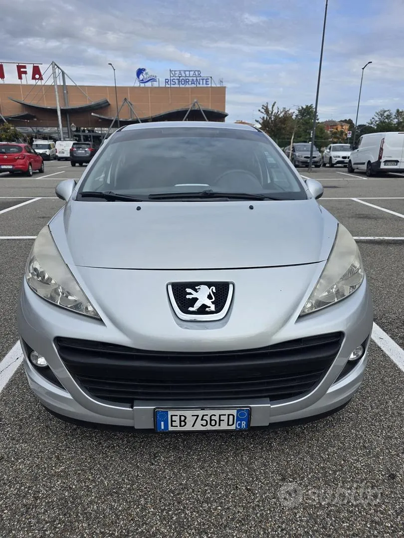 Peugeot 207