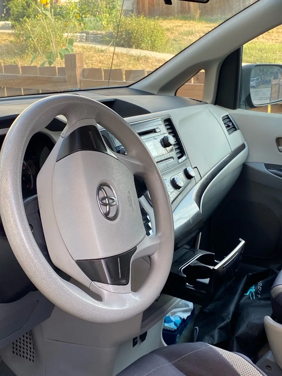 Toyota Sienna 2014 photo 4