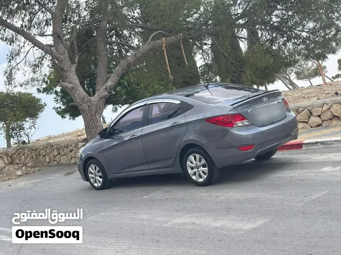 Hyundai Accent 2016 photo 4