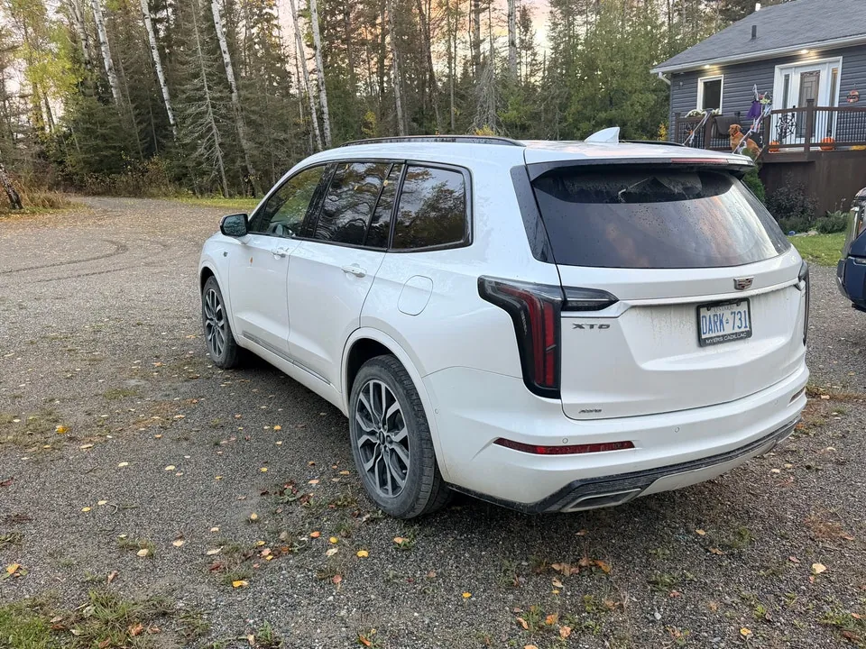 Cadillac Xt6 2024 photo 3