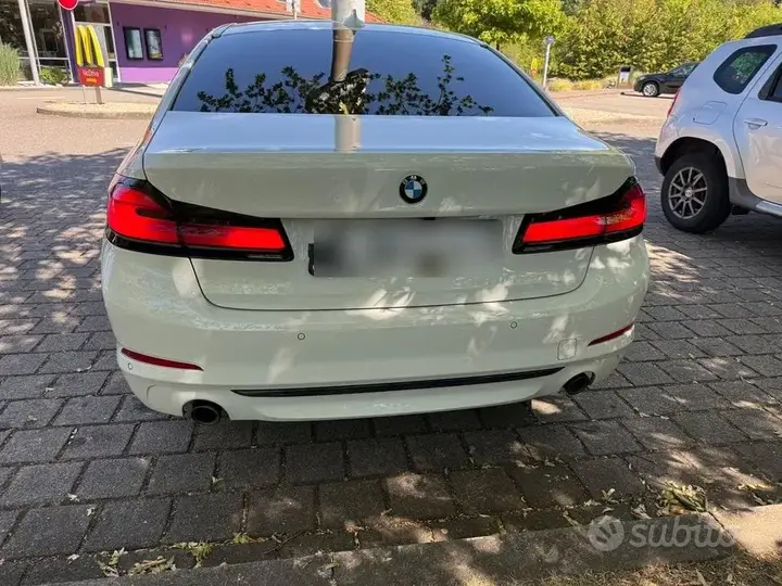 BMW 530E 2026 photo 4