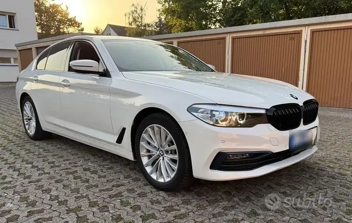 BMW 530E