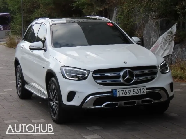 Mercedes-Benz Glc-Class 2021 photo 2