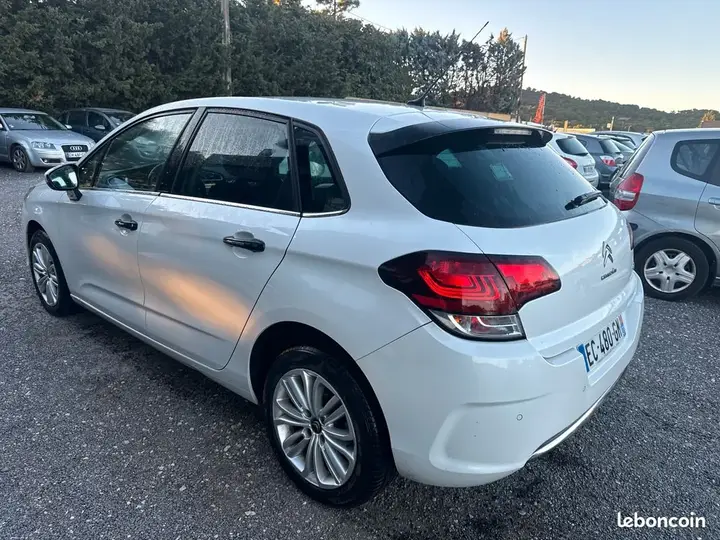 Citroen C4 2016 photo 3