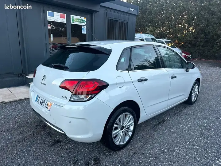 Citroen C4 2016 photo 4