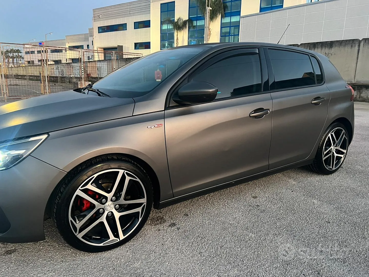 Peugeot 308
