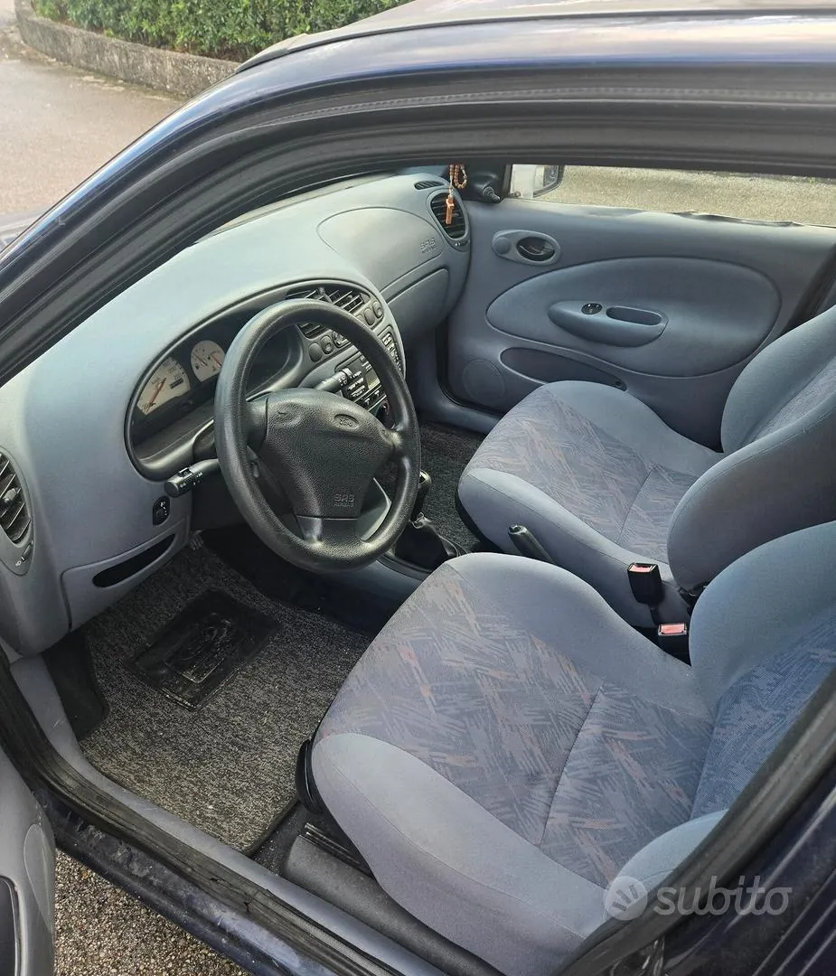 Ford Fiesta 1998 photo 5