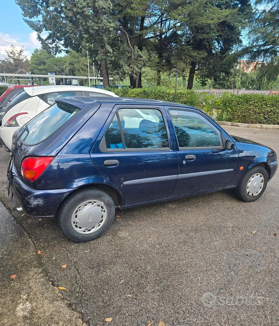 Ford Fiesta 1998 photo 3