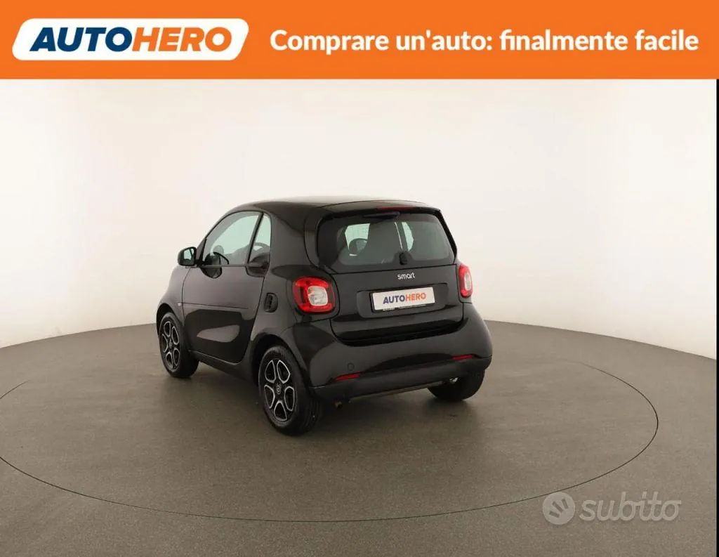 Smart Fortwo 2019 photo 4