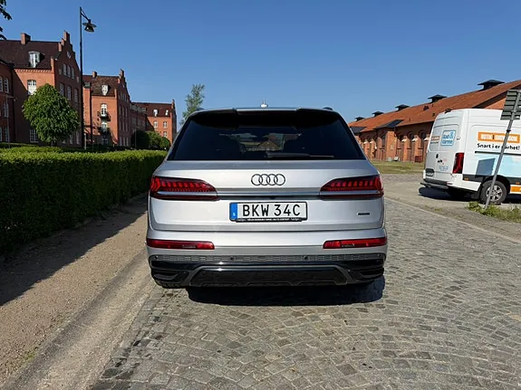 Audi Q7 2020 photo 3