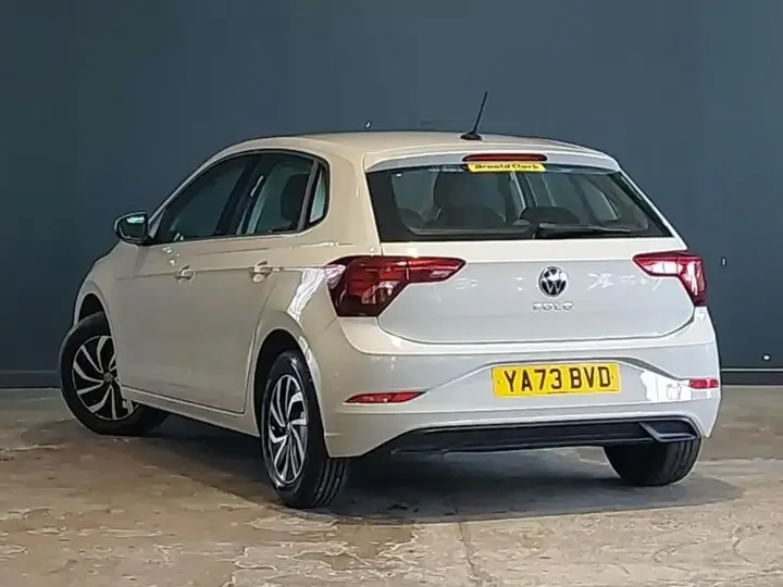 Volkswagen Polo 2023 photo 2