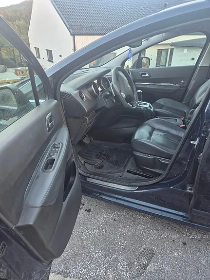 Peugeot 5008 2010 photo 5
