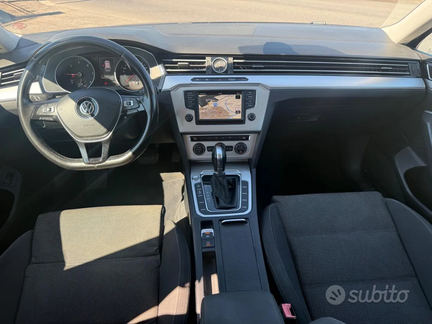 Volkswagen Passat 2015 photo 2