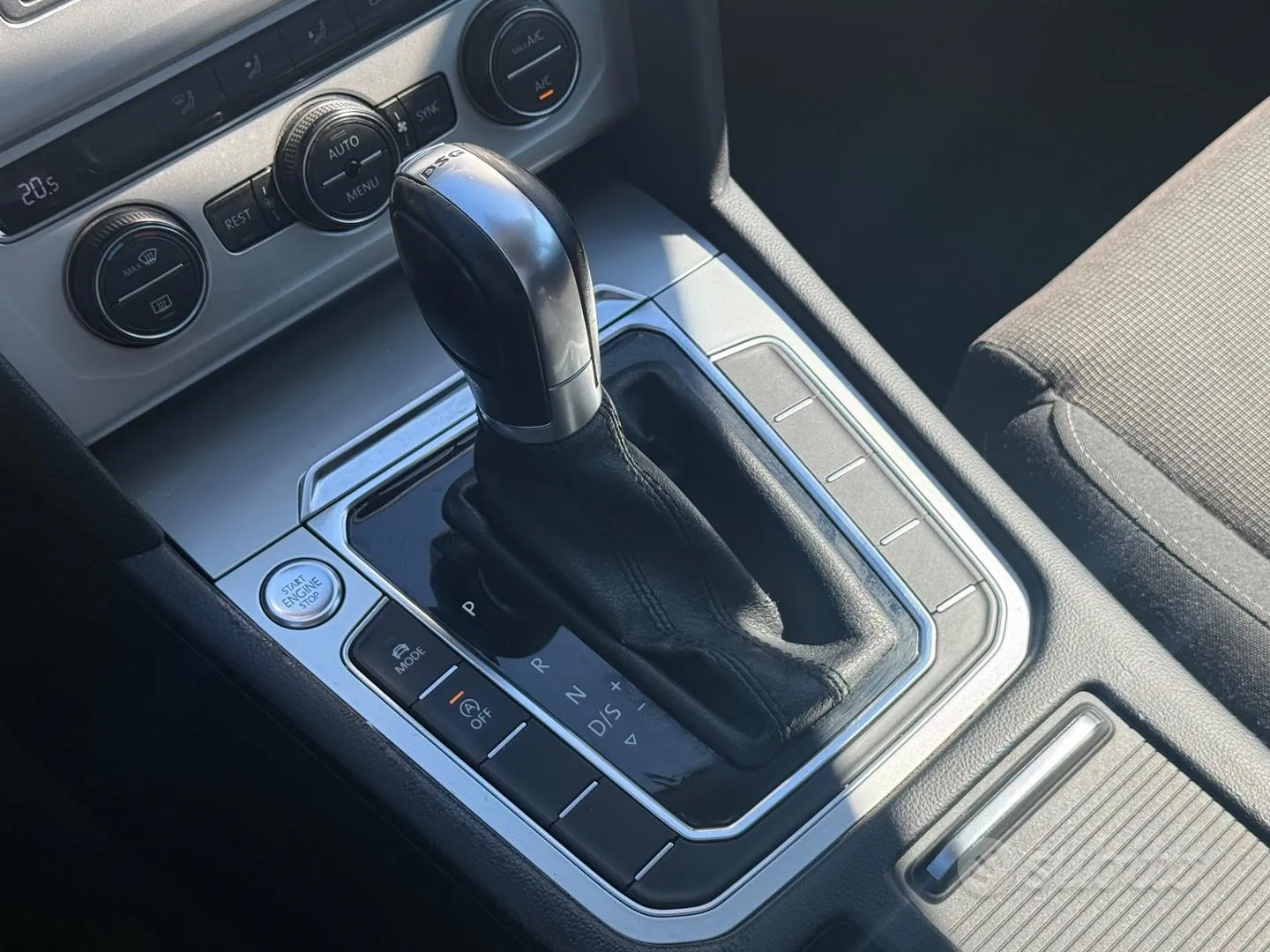 Volkswagen Passat 2015 photo 3