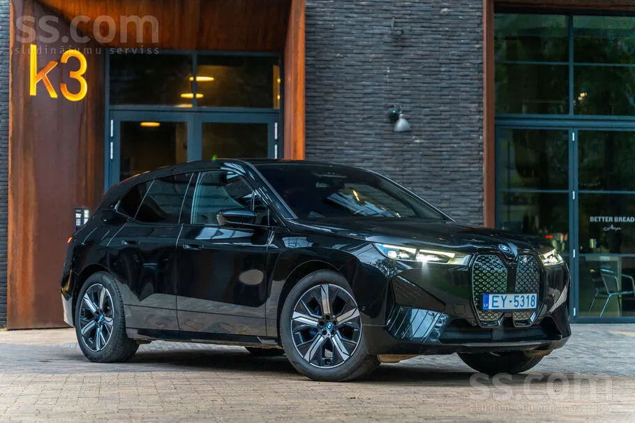 BMW Ix 2022 photo 2
