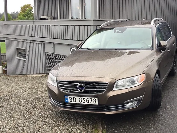 Volvo V70 2014 photo 3