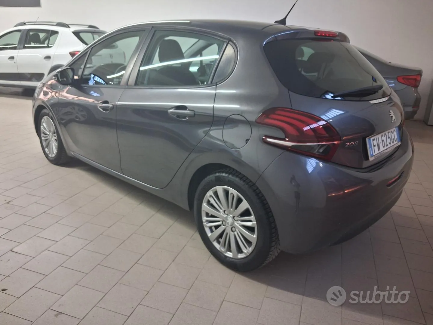 Peugeot 208 2019 photo 4