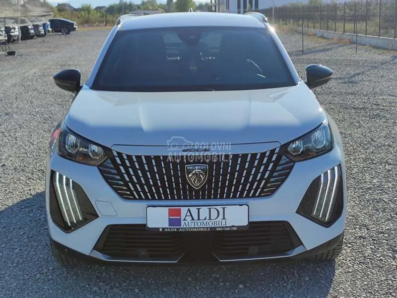 Peugeot 2008 2024 photo 2