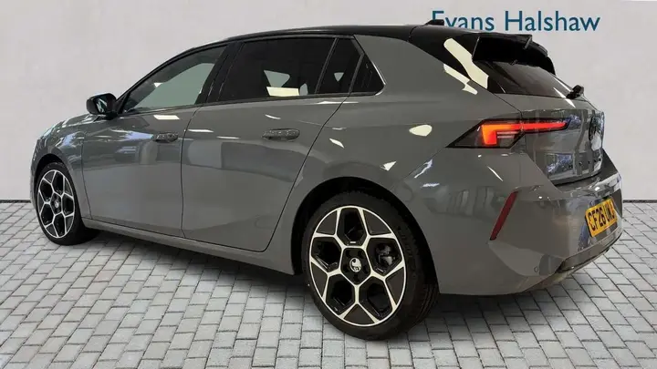 Vauxhall Astra 2026 photo 2