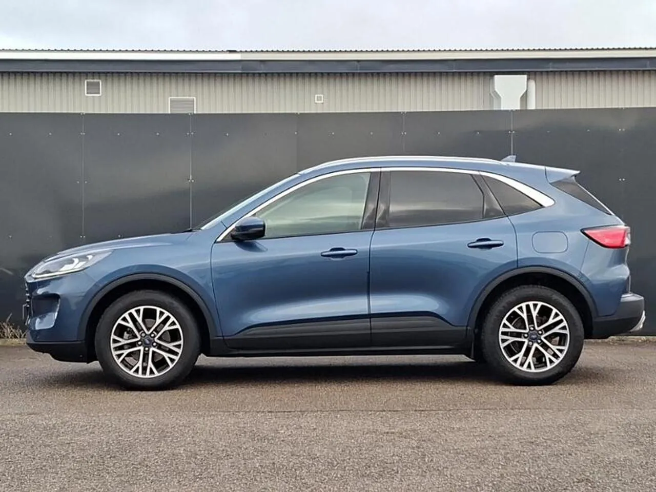 Ford Kuga 2023 photo 4