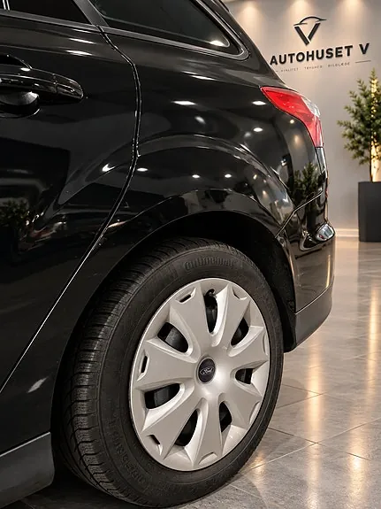 Ford Focus 2012 photo 3