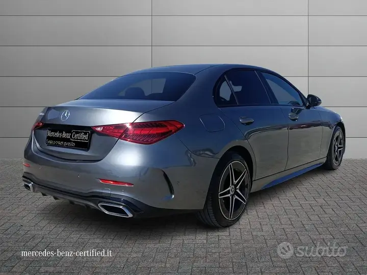 Mercedes-Benz C 300 2025 photo 2
