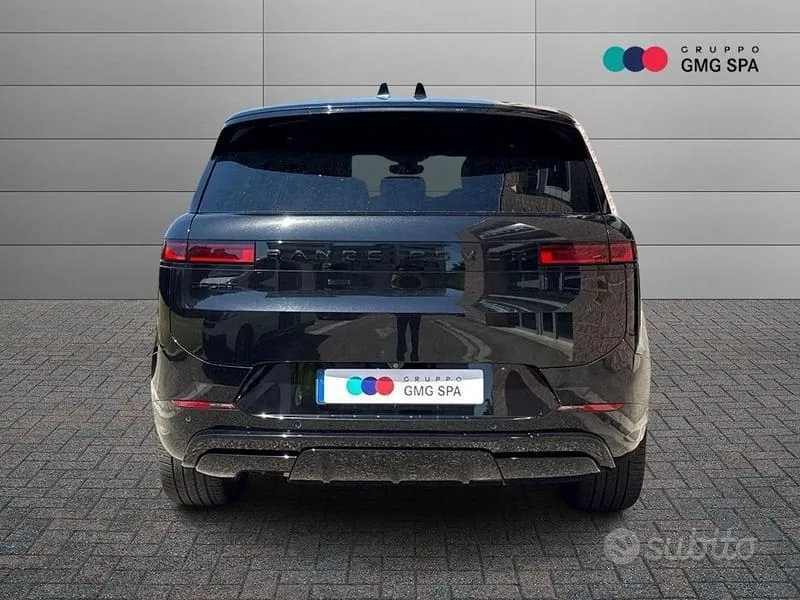Land Rover Range Rover Sport 2024 photo 4