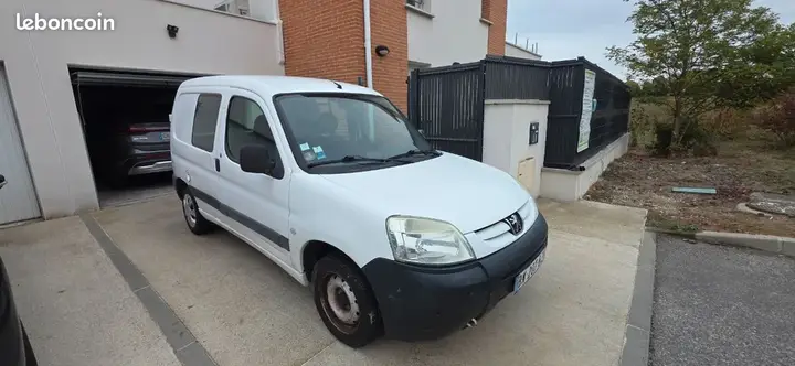 Peugeot Partner 2004 photo 2