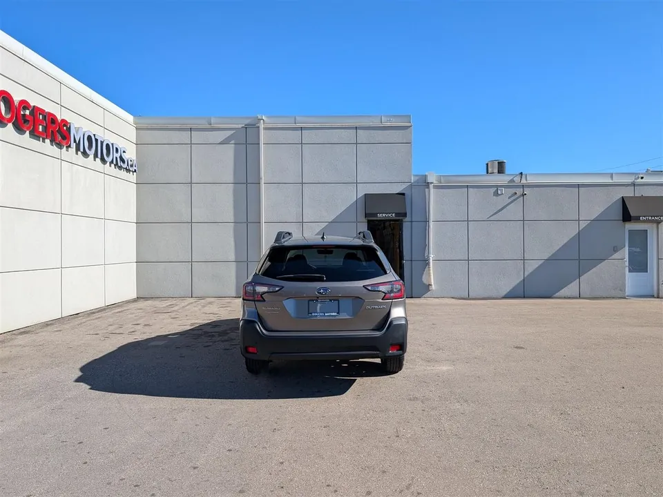 Subaru Outback 2023 photo 4