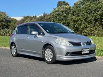 Nissan Tiida 2005 photo 3