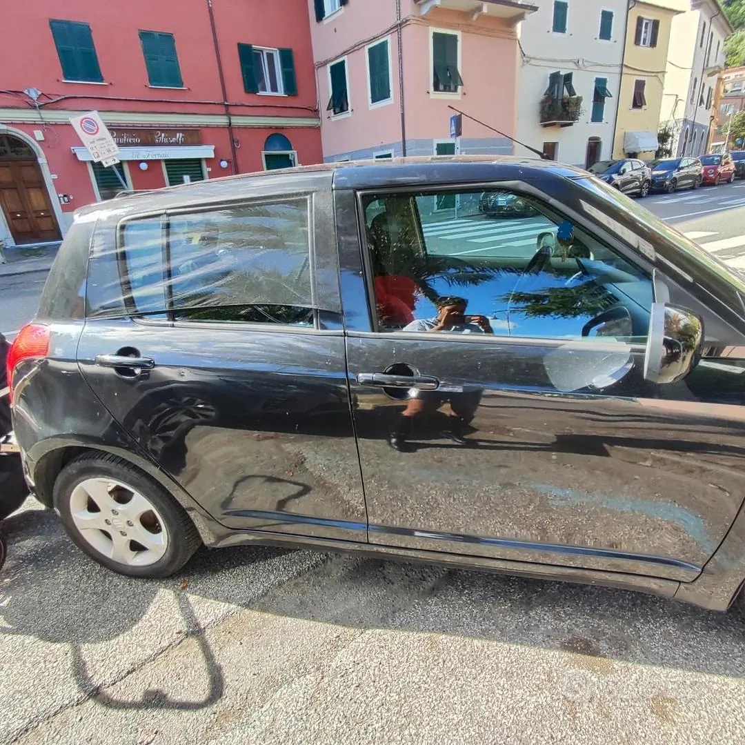 Suzuki Swift 2006 photo 3